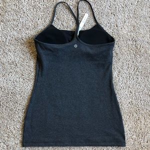 🍋LULULEMON Power Pose tank size 6